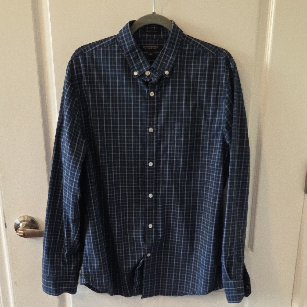 Banana Republic Navy Plaid Button Down Shirt